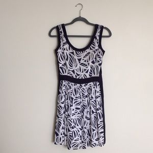 Lilly Pulitzer Navy blue and white dress